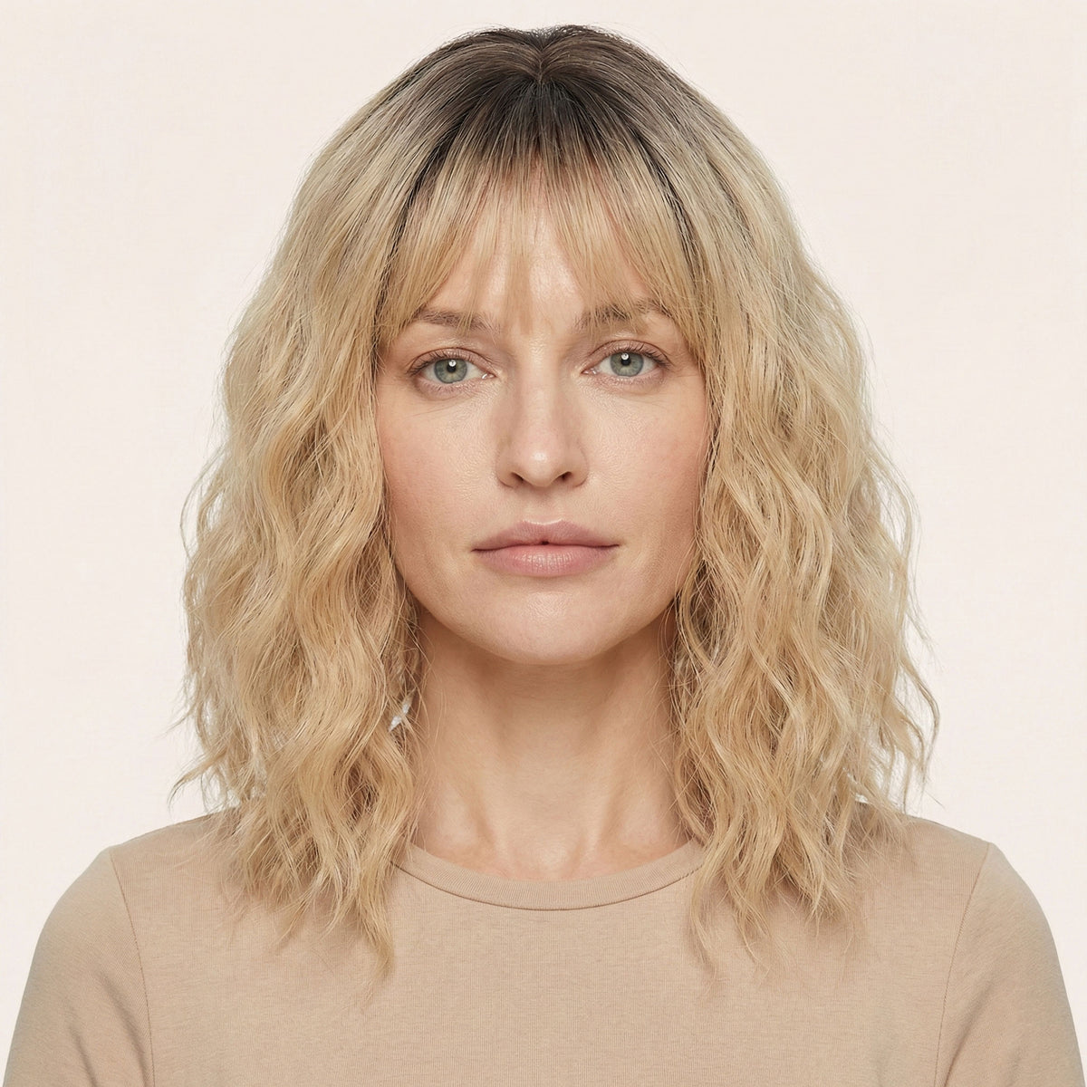 Perruque Synthétique Blonde Carré Mi-Long - Calypso